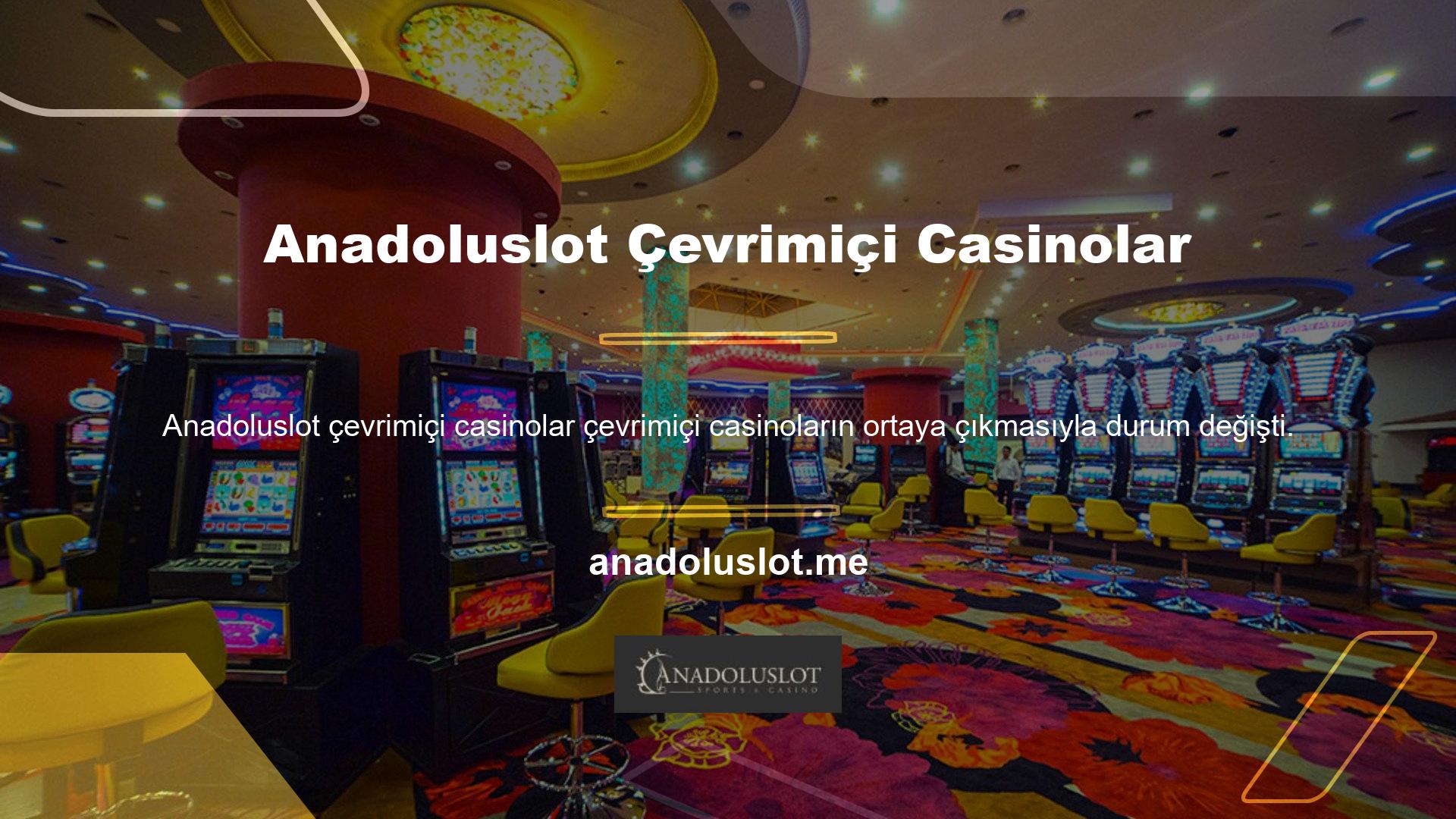Bazı web siteleri, Las Vegas casinoların bir parçası olan oyunları oynamanıza izin verir